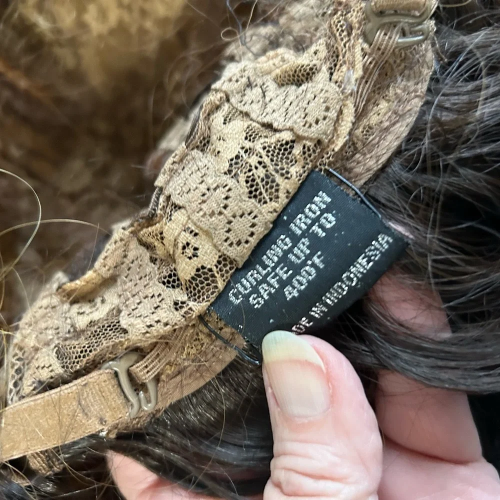 New Motown tress wig long curly 2 colors